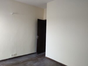 Room in 3 BHK Builder Floor at BPTP Park Elite Floor II, Sector 75 – for Sale