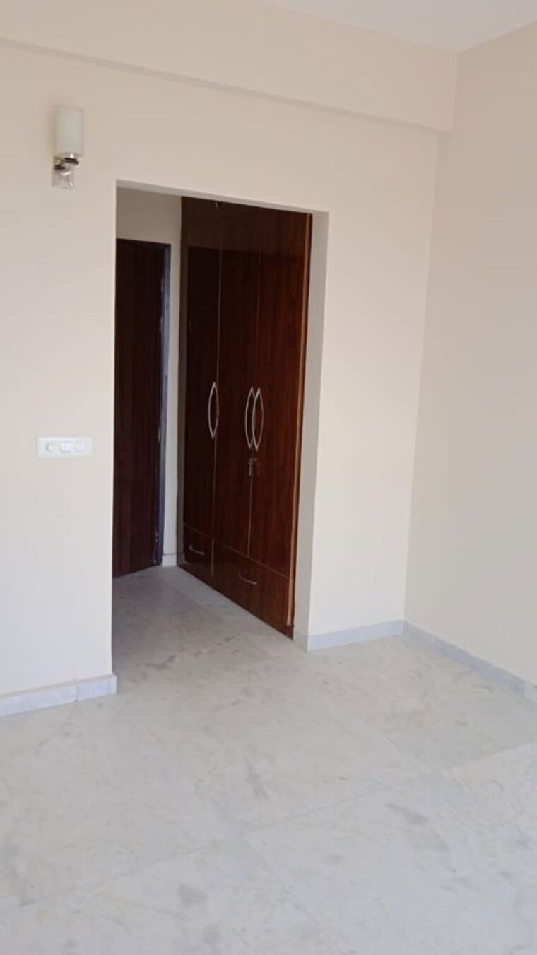 Room, umang-winter-hills 3.5 Bedroom 2077 Sq.Ft. Apartment In Sector 77 Gurgaon 9714678