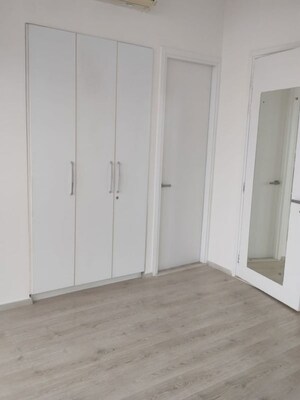 Room in 2 BHK Apartment at Ireo Skyon, Sector 60 – for Sale