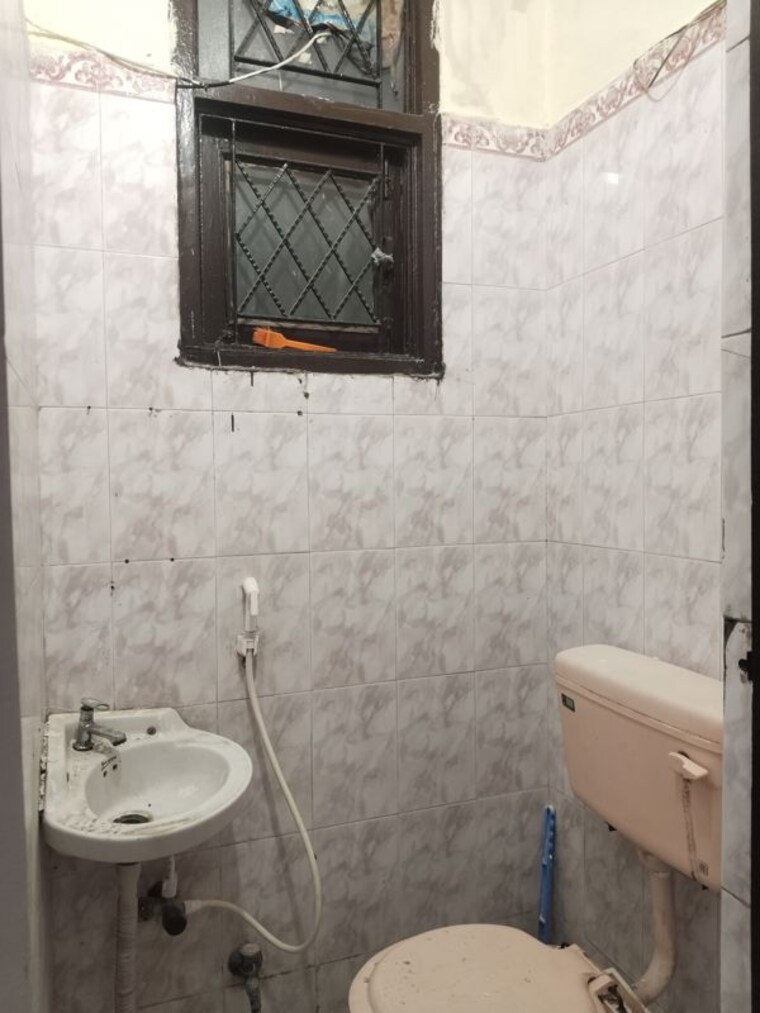 Master Bedroom, sector 37 1 Bedroom 1050 Sq.Ft. Builder Floor In Sector 37 Faridabad 9620339