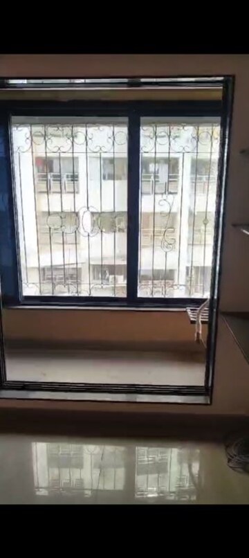 Room in 1 BHK Apartment at Riddhi Siddhi Heights Goregaon West, Goregaon West – for Sale