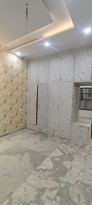 Room in 4 BHK Independent House at Patiala Road – for Sale
