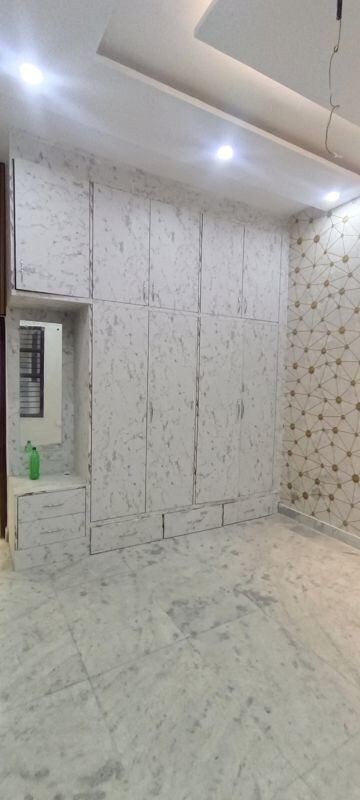 Room in 4 BHK Independent House at Patiala Road – for Sale