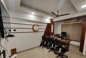  Office Space For Rent in Chembur