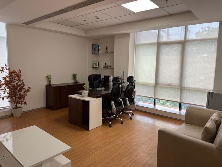 Gym, sector 63 Commercial Office Space in IT/SEZ 11000 Sq.Ft. In Sector 63 Noida 9715435