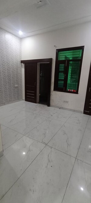 Room in 2 BHK Independent House at Patiala Road – for Sale