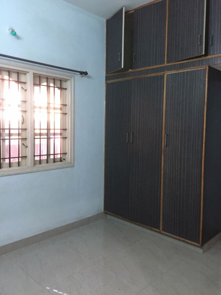 Room, hrbr layout 2 Bedroom 1100 Sq.Ft. Builder Floor In Hrbr Layout Bangalore 9715582