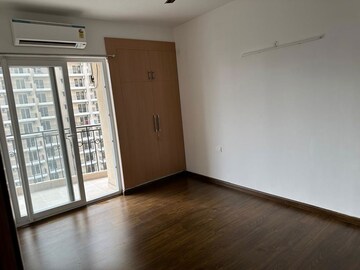 Room in 3 BHK Apartment at ATS Nobility, Sector 4 Greater Noida – for Rent