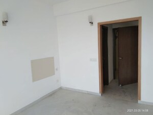 Room in 3 BHK Apartment at Umang Winter Hills, Sector 77 – for Rent