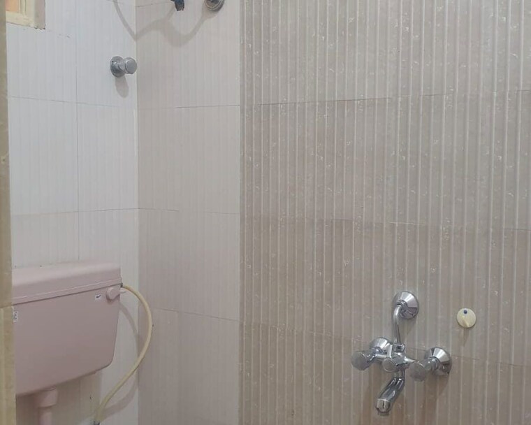Bathroom, rajan-gruha 2 Bedroom 1100 Sq.Ft. Builder Floor In Banaswadi Bangalore 9716012