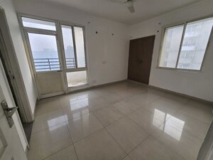 Room in 3 BHK Apartment at Stellar Jeevan, Sector 1 Greater Noida – for Rent