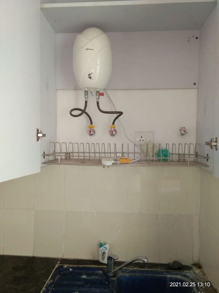 Bathroom, vatika-lifestyle-homes 3 Bedroom 1735 Sq.Ft. Apartment In Sector 83 Gurgaon 9716338