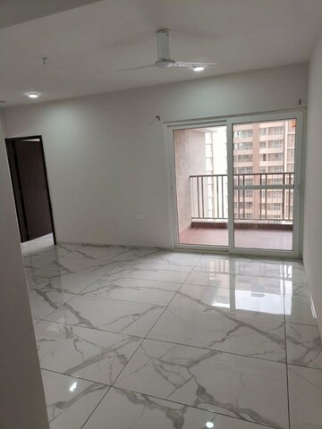 Room in 2 BHK Apartment at Godrej Elements, Hinjewadi – for Rent