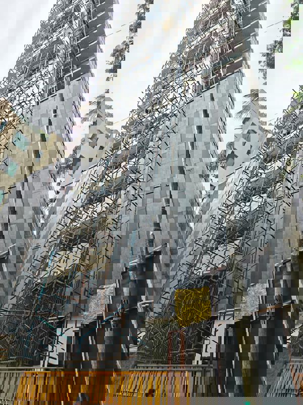 5 BHK + Servant Room Builder Floor For Sale in Juhu