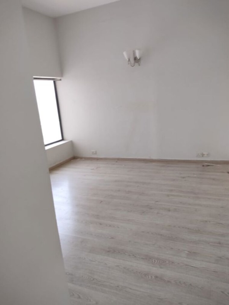 Room, ireo-skyon 2 Bedroom 1525 Sq.Ft. Apartment In Sector 60 Gurgaon 9716564