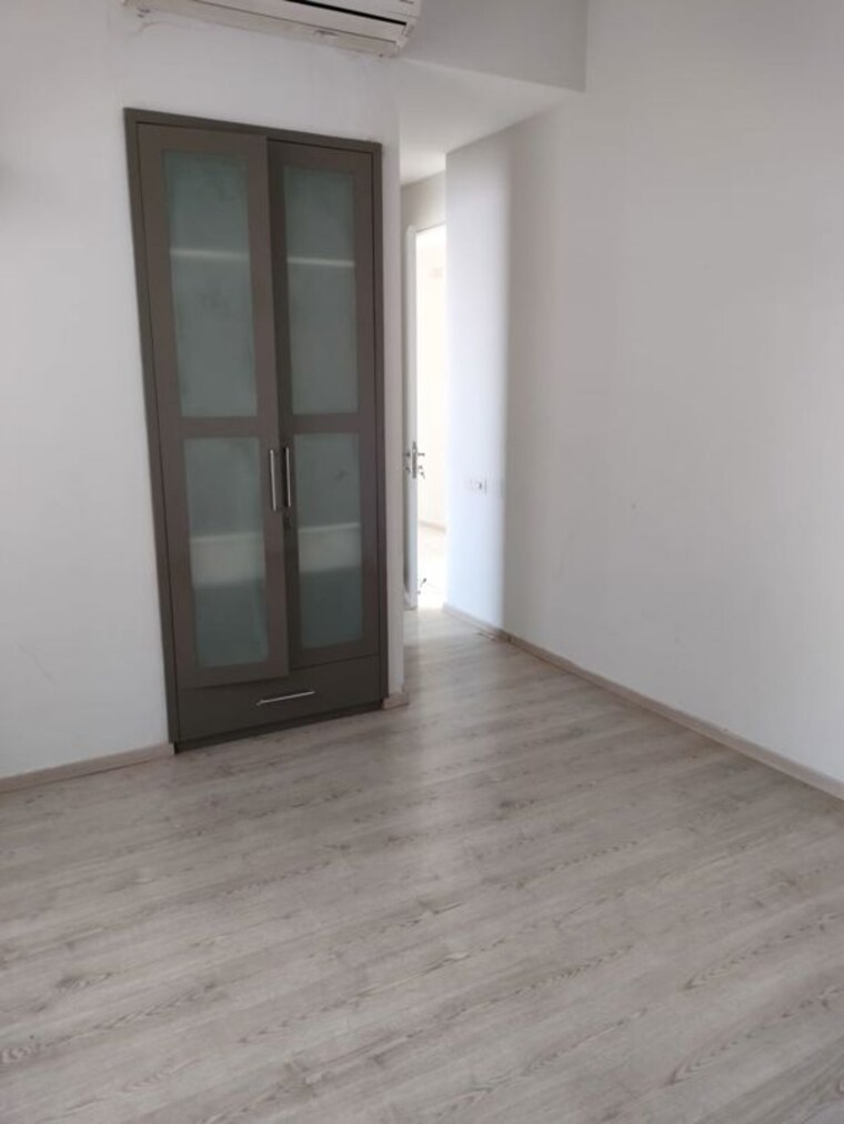 Room, ireo-skyon 2 Bedroom 1525 Sq.Ft. Apartment In Sector 60 Gurgaon 9716564