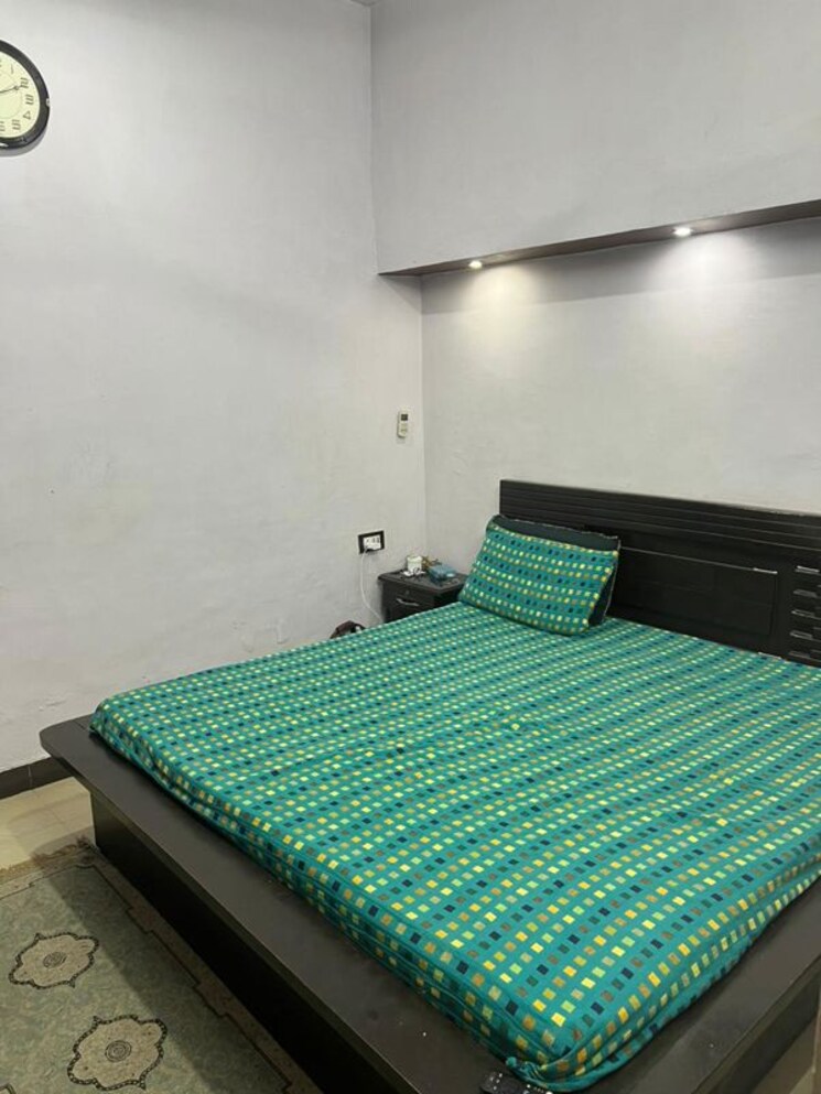 Bedroom, shastri nagar 3 Bedroom 1479 Sq.Ft. Builder Floor In Shastri Nagar Ghaziabad 9716989