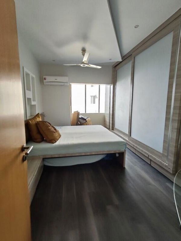 2 BHK + Servant Room 900 Sq.Ft. Apartment in Lodha The Park