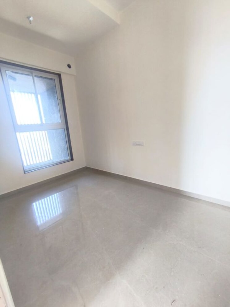 Room, mahaveer-solitaire-edge 2.5 Bedroom 995 Sq.Ft. Apartment In Kandivali East Mumbai 9717234