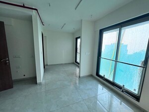 Room in 1 BHK Apartment at Hubtown Celeste, Worli – for Sale