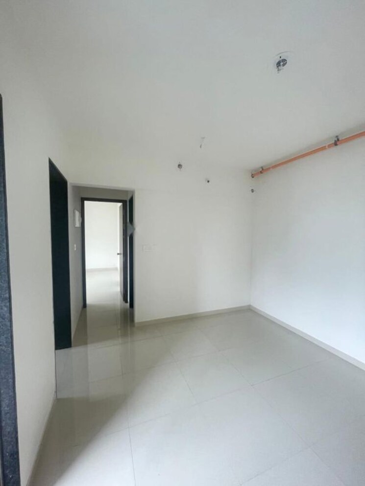 Room, runwal-eirene 2 Bedroom 568 Sq.Ft. Apartment In Balkum Pada Thane 9717499