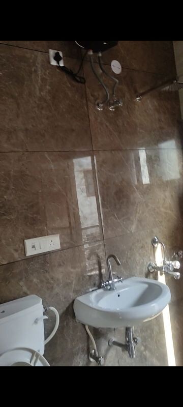 Bathroom in 3 BHK Villa at Sector 70 – for Rent