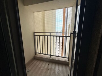 Room in 3 BHK Apartment at Piramal Mahalaxmi, Mahalaxmi – for Rent