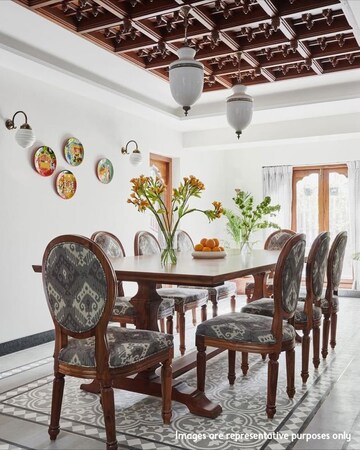 Living Room in 4 BHK Independent House at Ayyanthole – for Sale