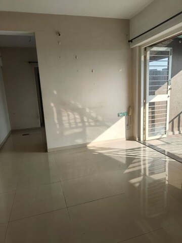 Room in 1 BHK Apartment at Rainbow Housing Urban Forest, Mamurdi – for Rent