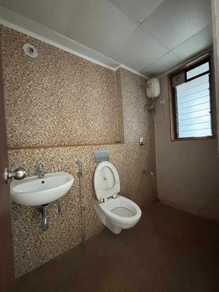 Bathroom, lodha-lakeshore-greens 2 Bedroom 990 Sq.Ft. Apartment In Dombivli East Thane 9717839