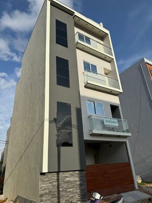 Master Plan in 6 BHK Independent House at Jakkuru – for Sale