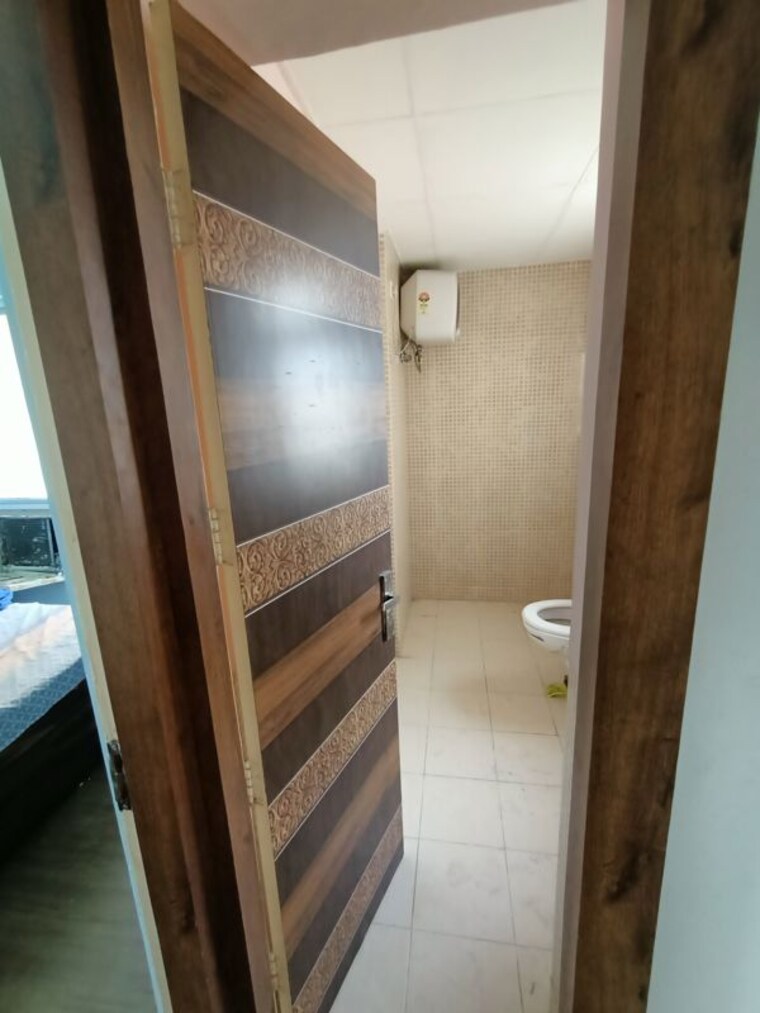 Bathroom, sector 134 3 Bedroom 765 Sq.Ft. Apartment In Sector 134 Noida 9718077