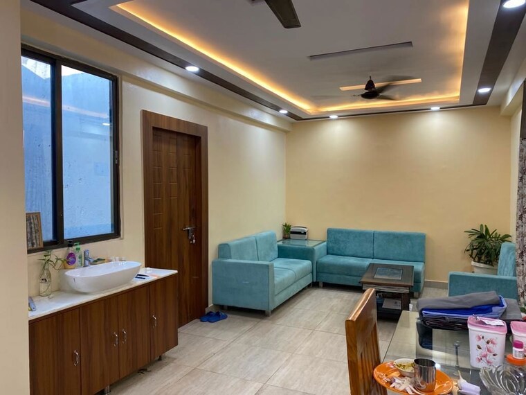 Room, vikash khand Pg For Boys & Girls In Vikash Khand 9716424