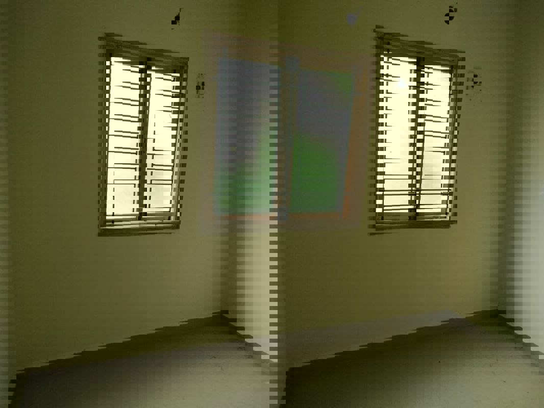 2 BHK Builder Floor For Sale in Samsur