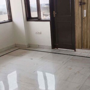 Room in 4 BHK Apartment at Dwarka – for Sale