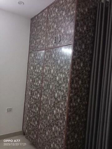 Building Lobby in 2 BHK Builder Floor at Gardenia Glamour, Vasundhara Sector 3 – for Rent