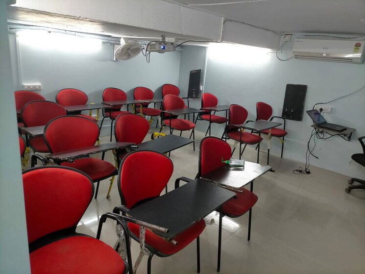 Team Area, kohinoor-city-phase-i Commercial Office Space 600 Sq.Ft. In Kurla Mumbai 9718330