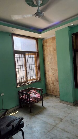 Room in 2 BHK Builder Floor at Ignou Road – for Rent