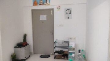 Furnished Amenities in 2 BHK Builder Floor at Guduvanchery – for Sale