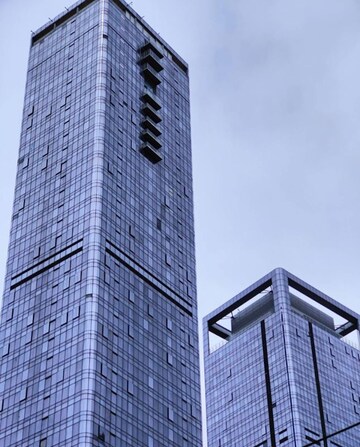 4 BHK Apartment – Exterior View View at Indiabulls Blu, Worli - for Sale