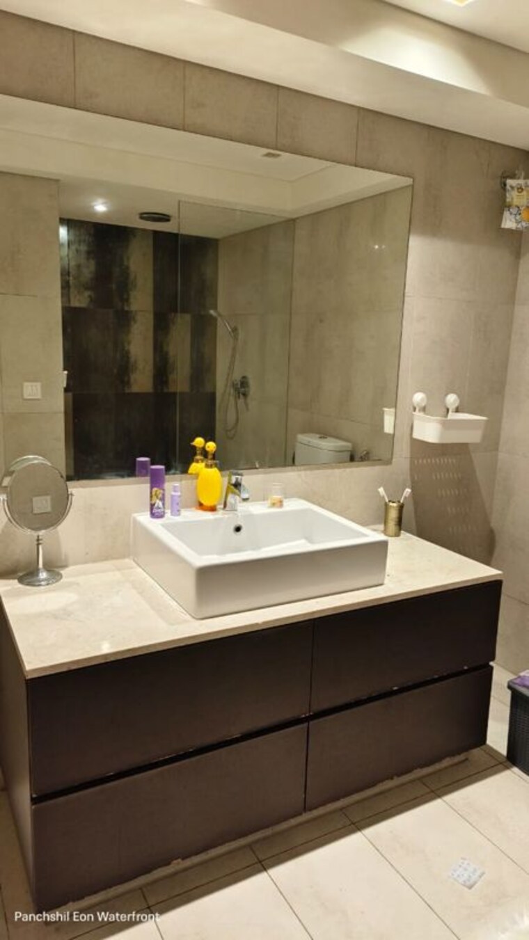 Bathroom, panchshil-eon-waterfront-i 4 Bedroom 2642 Sq.Ft. Apartment In Kharadi Pune 9718840