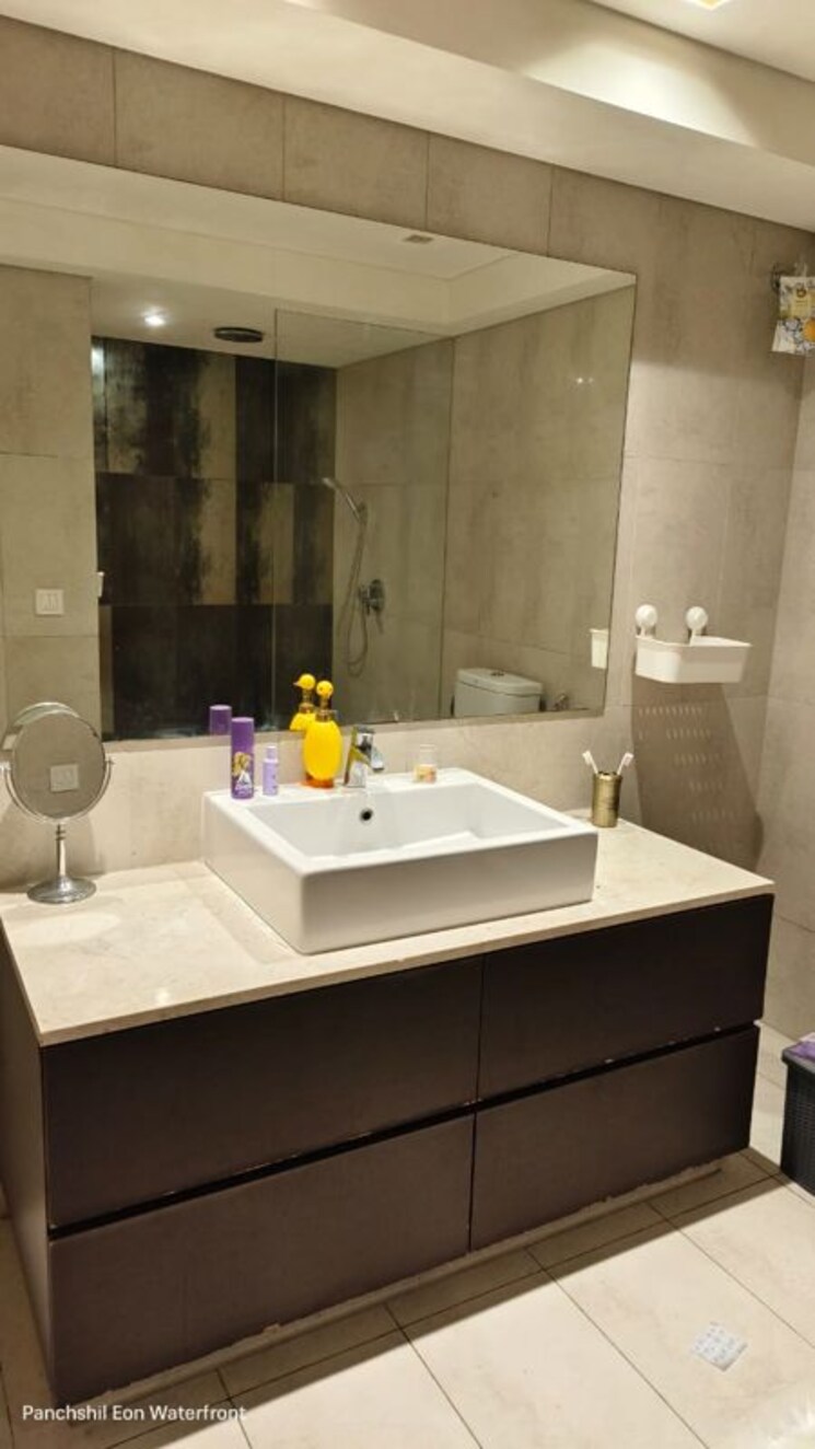 Bathroom, panchshil-eon-waterfront-i 4 Bedroom 2662 Sq.Ft. Apartment In Kharadi Pune 9718841