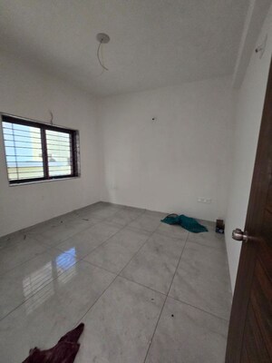 2 BHK Independent House For Rent in New Vip Road
