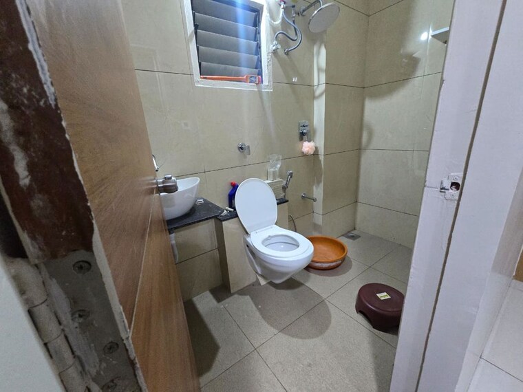 Bathroom, harni 2 Bedroom 1230 Sq.Ft. Apartment In Harni Vadodara 9719051