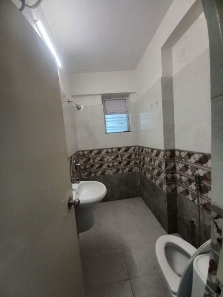 Bathroom, asian-sun-city 3 Bedroom 1665 Sq.Ft. Apartment In Kothaguda Hyderabad 9503367