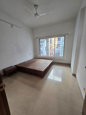 Room in 3 BHK Apartment at Harni Road – for Rent