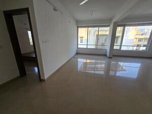 Room in 3 BHK Apartment at Harni Road – for Rent