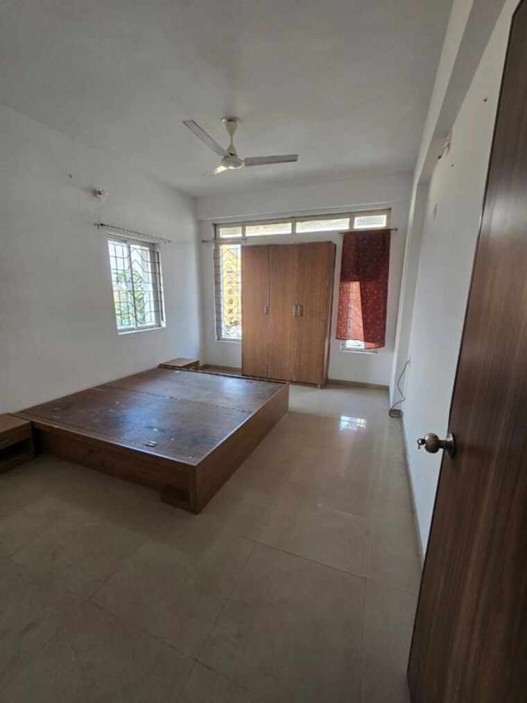 Living Room, harni road 3 Bedroom 1810 Sq.Ft. Apartment In Harni Road Vadodara 9719126