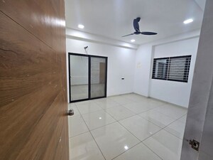 Room in 3 BHK Apartment at Harni – for Rent