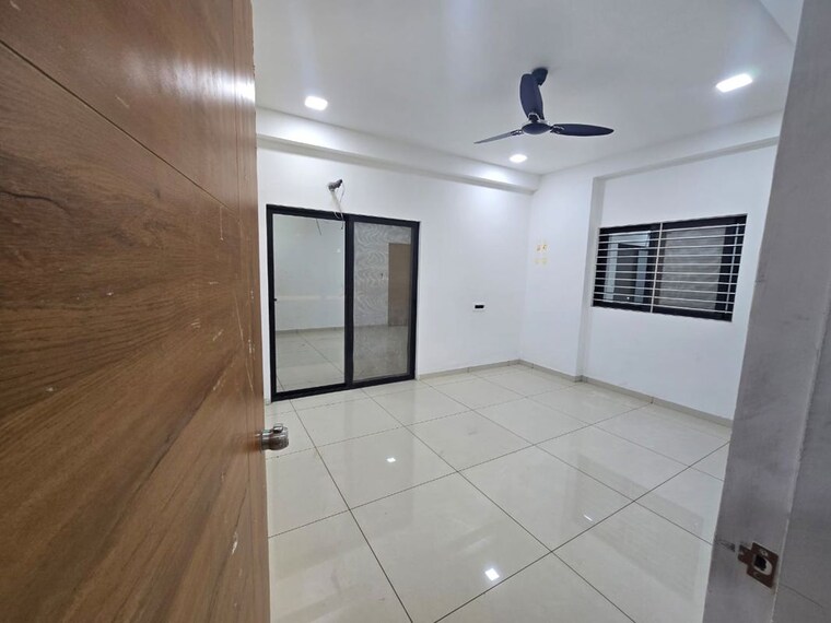 Room, harni 3 Bedroom 1710 Sq.Ft. Apartment In Harni Vadodara 9719157